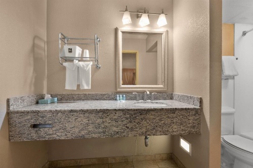 Quality Inn Wayne - Fairfield Area image 47